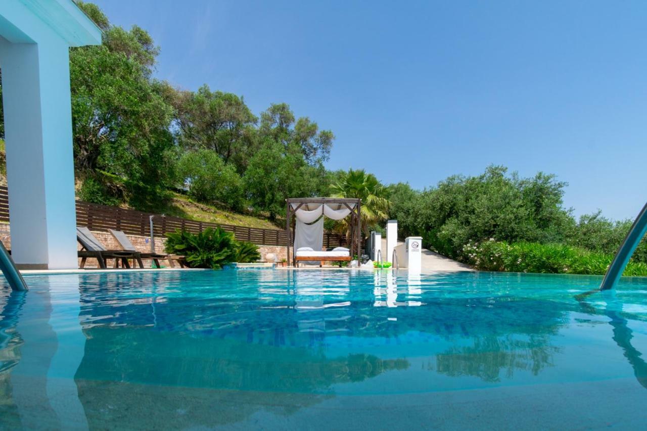 Ionian Pearl Luxury Spa Villa Mesongí Exteriör bild