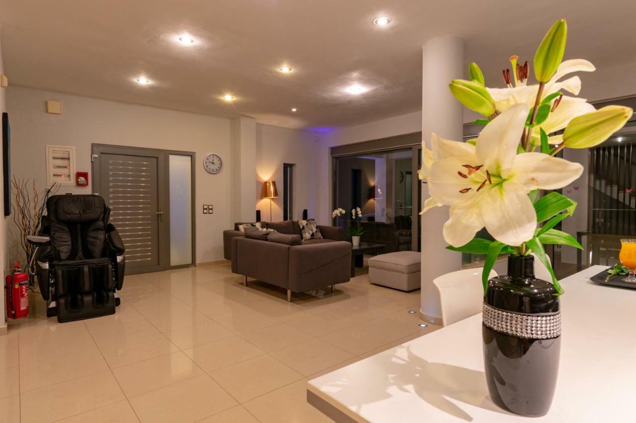 Ionian Pearl Luxury Spa Villa Mesongí Exteriör bild
